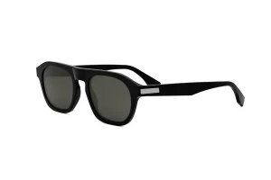 Black (01A)